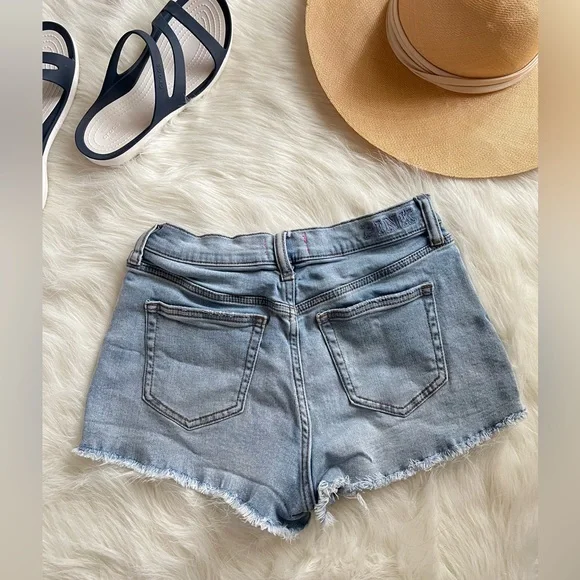 Cut-off Jean Shorts Victoria Secret PINK high waisted - Picture 2 of 8